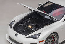 Indlæs billede til gallerivisning 1/18 Lexus LFA, white 1:18