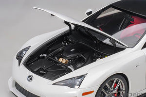 LEXUS LFA COUPE 2012 WHITEST WHITE CARBON 1:18