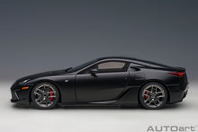 Indlæs billede til gallerivisning LEXUS LFA COUPE 2012 MATT BLACK 1:18