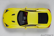Indlæs billede til gallerivisning LEXUS LFA COUPE 2012 PEARL YELLOW 1:18