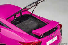 Indlæs billede til gallerivisning LEXUS LFA COUPE 2012 PASSIONATE PINK 1:18