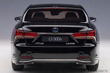 Indlæs billede til gallerivisning 1/18 2018 Lexus LS 500h, grey metallic 1:18