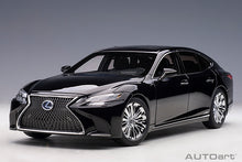 Indlæs billede til gallerivisning 1/18 2018 Lexus LS 500h, grey metallic 1:18