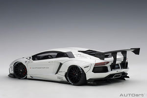 Liberty Walk Lamborghini Aventador, white 1:18