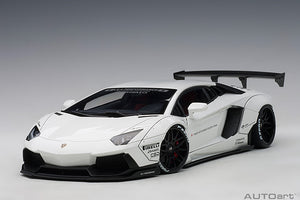 Liberty Walk Lamborghini Aventador, white 1:18