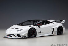 Indlæs billede til gallerivisning 1/18 Liberty Walk LB Silhouette Lamborghini Huracan GT, white 1:18