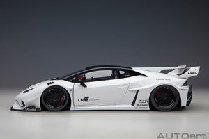 1/18 Liberty Walk LB Silhouette Lamborghini Huracan GT, white 1:18