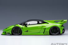 Indlæs billede til gallerivisning LAMBORGHINI HURACAN LIBERTY WALK LB SILHOUETTE WORKS GT 2018 PEARL GREEN 1:18