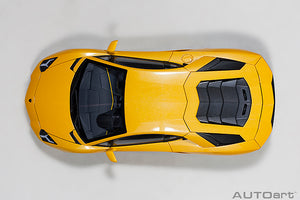 2017 Lamborghini Aventador S, pearl yellow 1:18
