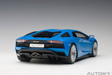 Indlæs billede til gallerivisning 2017 Lamborghini Aventador S, pearl blue 1:18