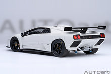 Indlæs billede til gallerivisning LAMBORGHINI DIABLO GTR 1999 WHITE 1:18
