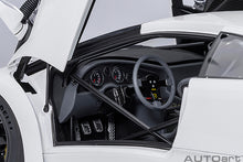 Indlæs billede til gallerivisning LAMBORGHINI DIABLO GTR 1999 WHITE 1:18