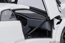 Indlæs billede til gallerivisning LAMBORGHINI DIABLO GTR 1999 WHITE 1:18