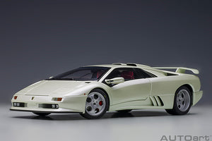 1/18 Lamborghini Diablo SE30 Jota, balloon white 1:18