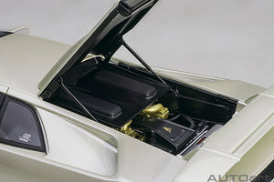 1/18 Lamborghini Diablo SE30 Jota, balloon white 1:18