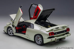1/18 Lamborghini Diablo SE30 Jota, balloon white 1:18