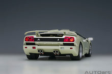Indlæs billede til gallerivisning 1/18 Lamborghini Diablo SE30 Jota, balloon white 1:18