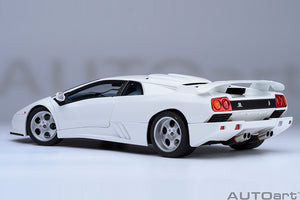 LAMBORGHINI DIABLO SE30 JOTA 1995 IMPACT WHITE 1:18
