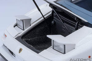 LAMBORGHINI DIABLO SE30 JOTA 1995 IMPACT WHITE 1:18