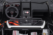 Indlæs billede til gallerivisning LAMBORGHINI DIABLO SVR 1996 IMPACT WHITE 1:18