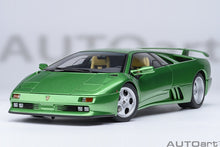 Indlæs billede til gallerivisning 1/18 Lamborghini Diablo SE30, verde mic 1:18