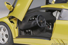 Indlæs billede til gallerivisning LAMBORGHINI DIABLO SE30 30th ANNIVERSARY EDITION 1994 YELLOW MET 1:18