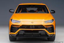 Indlæs billede til gallerivisning 1/18 Lamborghini Urus, arancio borealis 1:18
