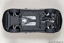 Indlæs billede til gallerivisning 1/18 Lamborghini Urus, arancio borealis 1:18