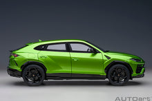 Indlæs billede til gallerivisning 1/18 Lamborghini Urus, verde selvans 1:18
