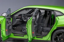 Indlæs billede til gallerivisning 1/18 Lamborghini Urus, verde selvans 1:18