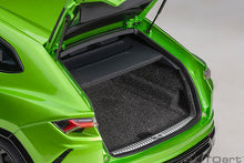 Indlæs billede til gallerivisning 1/18 Lamborghini Urus, verde selvans 1:18