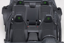 Indlæs billede til gallerivisning 1/18 Lamborghini Urus, verde selvans 1:18