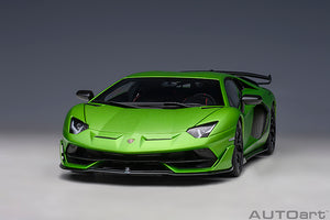 Lamborghini Aventador SVJ, verde alceo 1:18