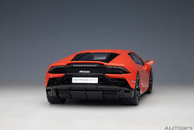 Indlæs billede til gallerivisning 1/18 Lamborghini Huracan Evo, arancio xanto 1:18