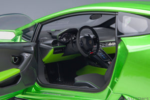 1/18 Lamborghini Huracan Evo, verde selvans 1:18