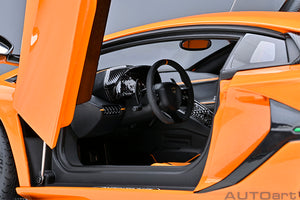 LAMBORGHINI AVENTADOR SVJ 2018 ORANGE