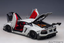 Indlæs billede til gallerivisning 1/18 Liberty Walk Lamborghini Aventador, white 1:18