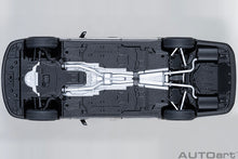 Indlæs billede til gallerivisning 1/18 Toyota Century convertible, black 1:18