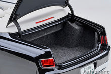 Indlæs billede til gallerivisning 1/18 Toyota Century convertible, black 1:18