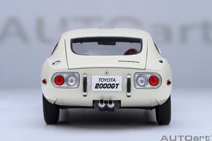 TOYOTA 2000GT 1967 WHITE