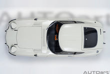 Indlæs billede til gallerivisning TOYOTA 2000GT 1967 WHITE