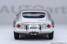 Indlæs billede til gallerivisning TOYOTA 2000GT 1967 SILVER 1:18