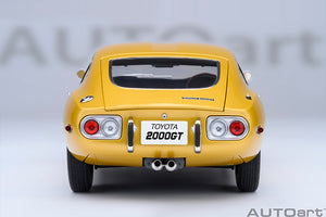 TOYOTA 2000GT 1967 GOLD 1:18