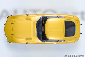 TOYOTA 2000GT 1967 GOLD 1:18