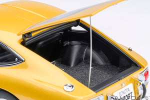 TOYOTA 2000GT 1967 GOLD 1:18