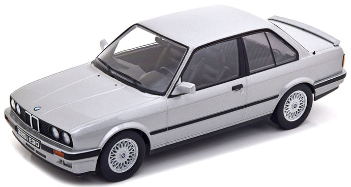 BMW 3-SERIES 325i (E30) M-PACKAGE 1987 SILVER 1:18