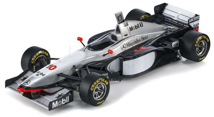 McLAREN F1 MP4/12 MERCEDES N 10 WINNER AUSTRALIAN GP 1997 DAVID COULTHARD SILVER BLACK 1:18