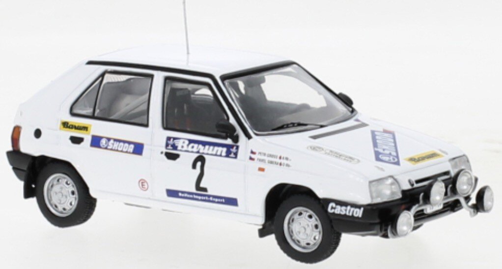 Skoda FAVORIT 136 L #2 SIBERA/GROSS RALLY Valašskaá Zima 1989 hvid 1:43