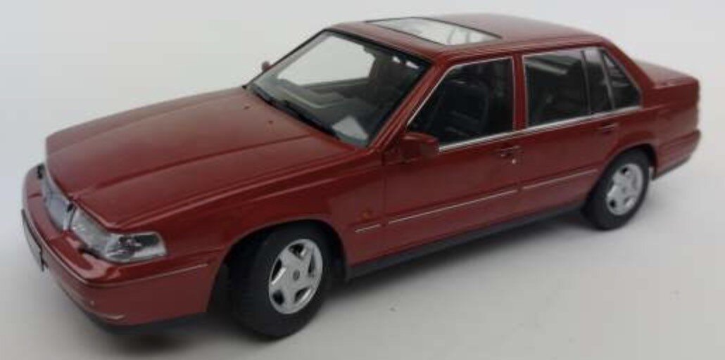 VOLVO 960 1996 REGENT RED PEARL 1:18