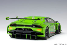 Indlæs billede til gallerivisning 2015 Lamborghini Huracan GT3 #63, green 1:18